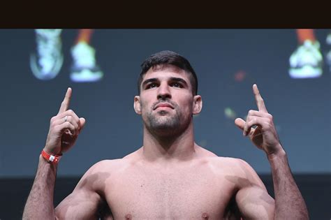 7 at ufc 265 in a pivotal welterweight clash at toyota center in houston. Vicente Luque Is Here To Fight | UFC