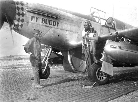 Tuskegee Airmen Redtails P 51 Mustang Pen Historical Resin Etsy