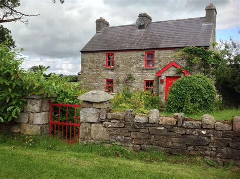 Cozy Irish Cottage Irish Cottage House Styles Outdoor