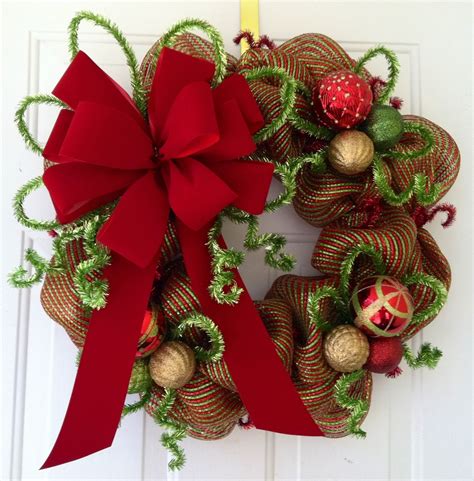 Make A Diy Christmas Wreaths Yourself To Celebrate The Holiday Season