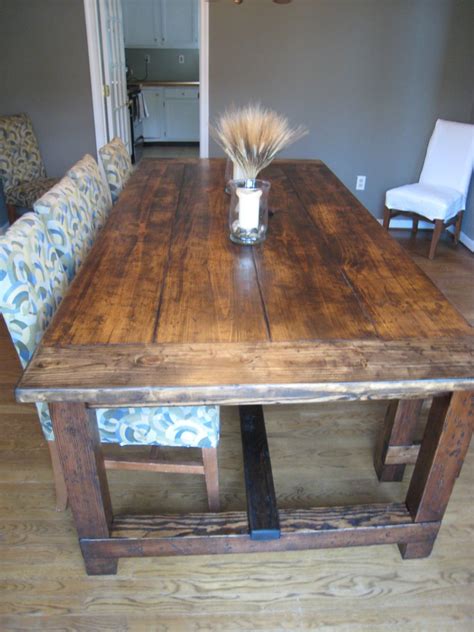 DIY Friday: Rustic Farmhouse Dining Table | BetterDecoratingBible