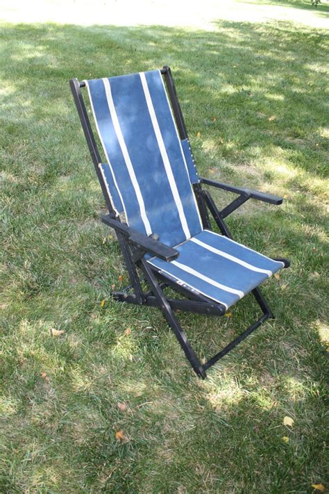 We have a wonderful collection of beach chair art including porch chairs, chairs with umbrellas, hammocks, vintage beach chairs, and much more. Vintage Folding Deck Chair Wood Canvas Sling Reclining ...