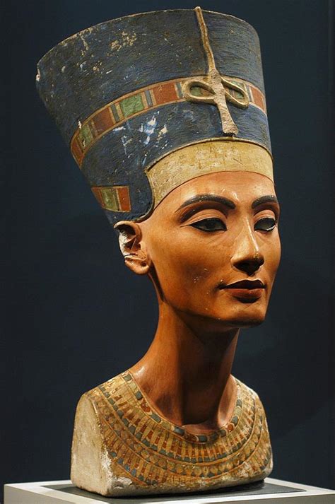 Germany Berlin Nefertiti Bust Photograph By Everett