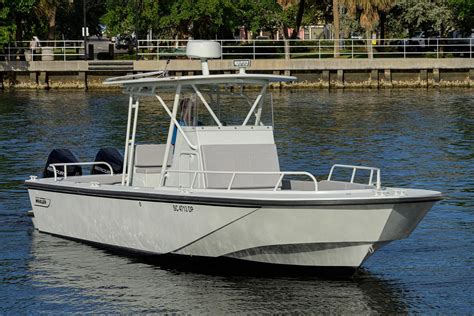 26 2004 Boston Whaler Guardian 27 Tampa Yacht Sales