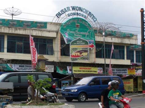 Rumah alamat banjarsari/gombong, kebumen luas tanah 1063 m2 bangunan 114 sertifikat shm imb tidak tahun pembangunan 2010 k, house. Seputar Pasar Wonokriyo Gombong, Tempat Paling Ramai di ...