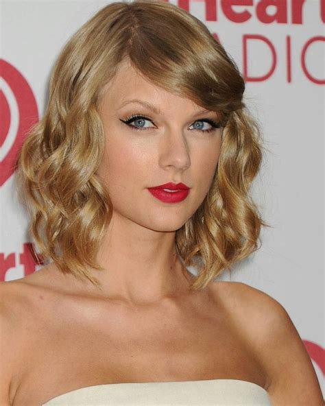 Taylor Swift Hairstyles Different Looks Sported By Swift