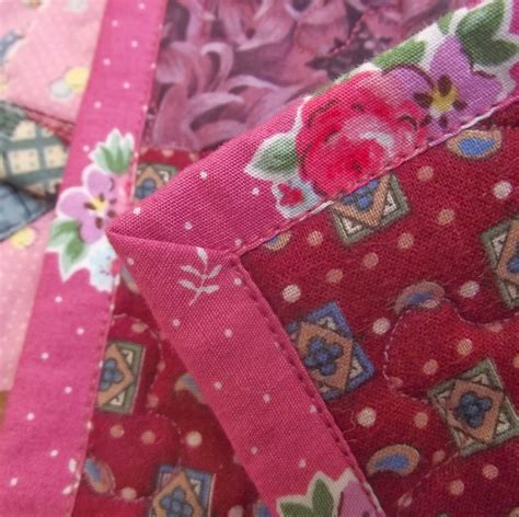 Lizzie Lenard Vintage Sewing Using The Seam Guide When Binding A Quilt