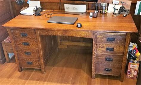Arts And Crafts Desk Woodworking Project By Qswo Craftisian