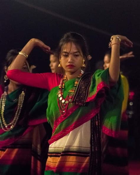 Top Most Popular Folk Dances Of Assam