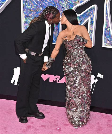 Cardi B And Offset Spark Divorce Rumors Unfollow Each Other On Social