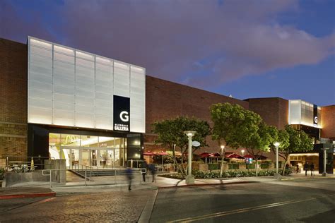 Glendale Galleria | House styles, Glendale galleria, Mansions