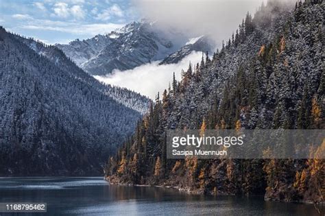 Mountains At Long Lake Jiuzhaigou National Park China High Res Stock