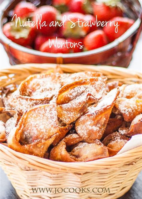Make sure the wonton wrappers are covered in plastic wraps or damp towel while you stuff the filling in so they won't get dry. 26 Creative Bites Made With Wonton Wrappers | Wonton ...