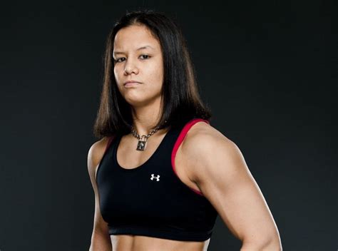 Shayna Baszler Bio Net Worth Facts Wiki Wrestler Wwe Spouse