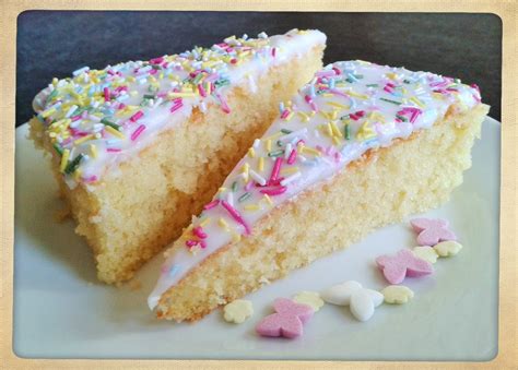 Since then the british have had plenty of time to perfect it. Recipe | Simple school sponge cake with white icing and ...