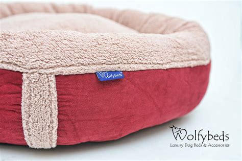 Wraparound Fleece Dog Bed Medium