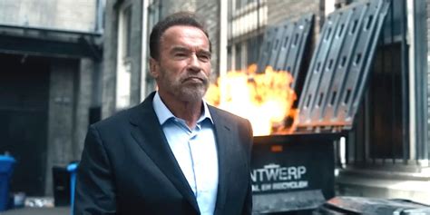 Arnold Schwarzenegger Una Spia Della Cia Nel Trailer Dello Spettacolo Fubar