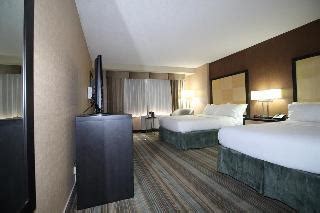 Some rooms include a seating area. HOTEL HOLIDAY INN MIDTOWN 57TH STREET Midtown West - New ...