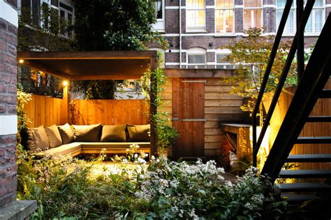 Thousands of home decorating tips, recipes, craft ideas, diy projects and how to videos. Small city garden - Contemporary - Patio - Amsterdam - by ...