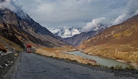 Karakoram Highway 8th Wonder Of The World Karakoram Highw Flickr