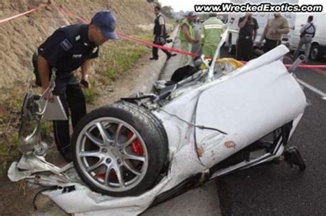 2008 Porsche 911 Gt3 Splits In Half After Gruesome Car Crash Gallery