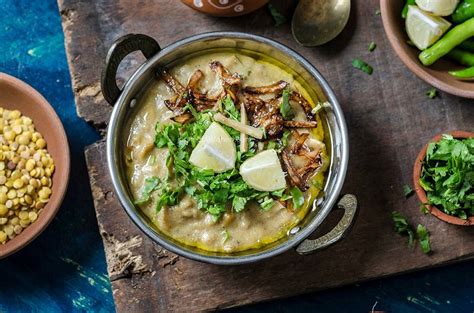 Makanan olahan yang terbuat dari daging ini sering anda temui bukan? Menu Buka Puasa Berbagai Negara yang Menggoyang Lidah ...