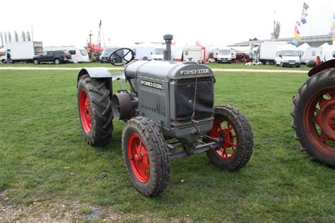 Mccormick Deering 10 20 Tractor And Construction Plant Wiki The