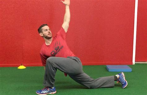 4 Hip Flexor Stretches To Relieve Tight Hips Escoliose Exercicios