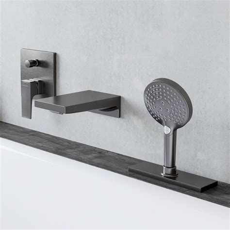 Hansgrohe Metropol Waterfall Bath Filler And Shower Set In Brushed