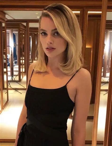 Beauty 💕 On Twitter Margot Robbie