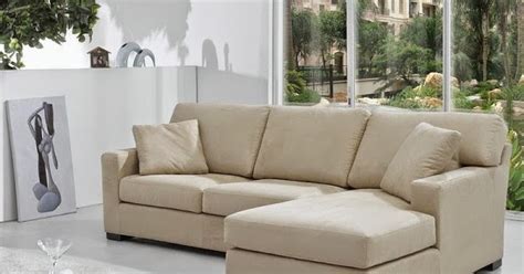 Selain sebagai tempat untuk duduk dan bersantai, desain pada sofa yang beragam juga membuatnya dapat mempercantik ruangan. Harga Sofa Murah Dibawah 1 Juta 2020 - 7 Rekomendasi Sofa Minimalis Termurah Harga Mulai Rp700 ...
