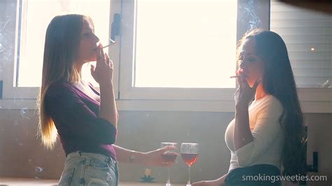 lola and sonia smoking sisters 2 smokingsweeties