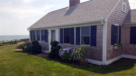 4 BR/3 BA, Oceanfront cottage w/private sandy ocean beach | Oceanfront