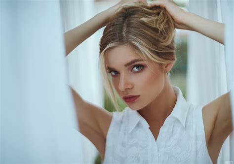 Portrait Tanned Alena Filinkova Armpits Women Blonde HD Wallpaper