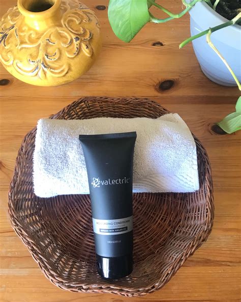 Hair products make all the difference in styling. Review: Evalectric Hair Serum, Mask and Conditioner ...