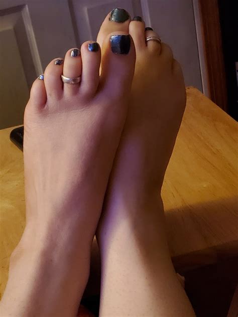 Selling Feet Pics And More Etsy