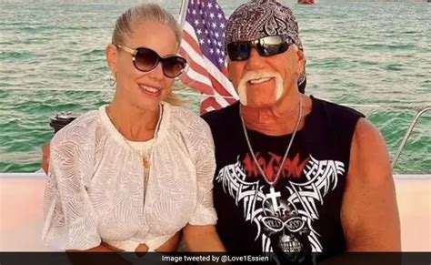 Wwe Legend Hulk Hogan 70 Gets Married For The Third Time To 45 Year