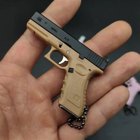 13 Glock G17 Metal Keychain Model Toy Gun Miniature Alloy Pistol