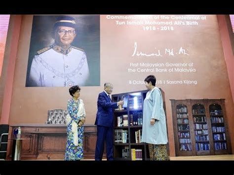 Bank negara malaysia instagram'da bir gönderi paylaştı: The day the Bank Negara governor quizzed Siti Hasmah on Dr ...