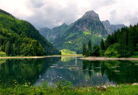 Lake Obersee Switzerland Stock Image Image Of Switzerland 103346117