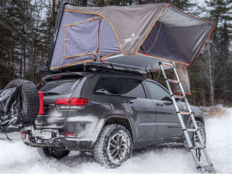This Hard Shell Rooftop Tent Can Fit Up To 4 People