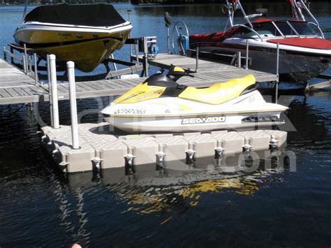 In this section we will be describing the different ways to protect your boat from the elements. Jet Ski Dock - Candock Miami