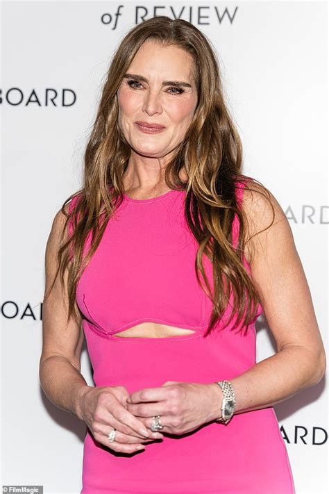 Brooke Shields 57 Stuns In A Hot Pink Dress On The Red Carpet