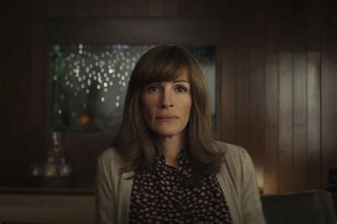 Homecoming Amazon Prime Video Full Cast Who Stars With Julia Roberts