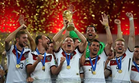 Leute wann wird türkei mal weltmeister in fußball? WM 2014 GERARG: So feiern Twitter, Facebook & Co. mit ...