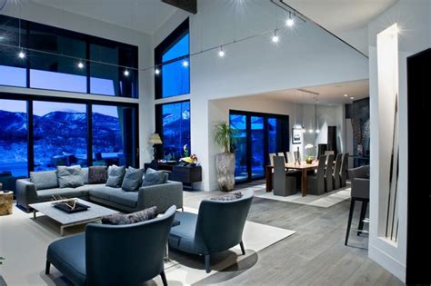The deliberate choice of leaving the skirts dragging creates an unforgettable evocation of movie star glamour from the 40s. Grey hardwood floors - How to combine gray color in modern ...