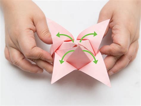 In this video you will see how to make a simple rose origami. How to Fold Paper Flowers: 10 Steps (with Pictures) - wikiHow