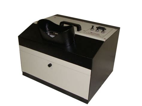 Uv lights in biosafety cabinets. TLC Products - TLC UV Cabinet Manufacturer from Vapi