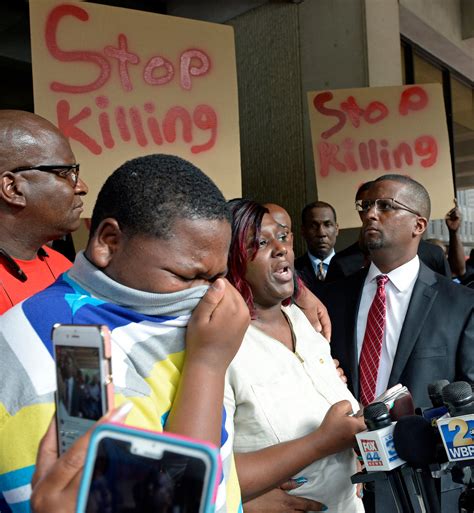 Alton Sterling Shooting In Baton Rouge Prompts Justice Dept