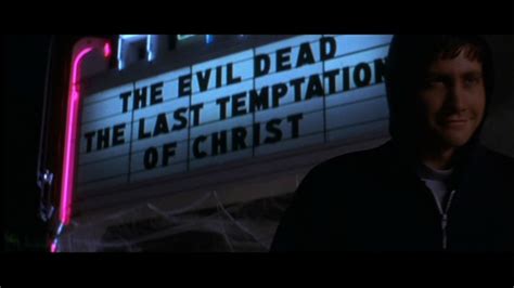 Con jake gyllenhaal, noah wyle, drew barrymore, patrick swayze, holmes osborne, daveigh chase. Donnie Darko | Donnie darko, Donnie darko movie, Movies